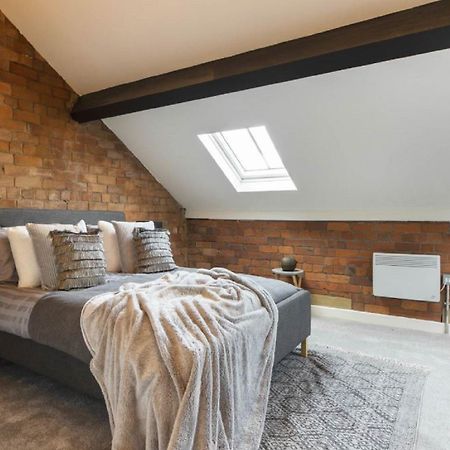 5-Bedroom Luxury Duplex Penthouse Bradford  Extérieur photo