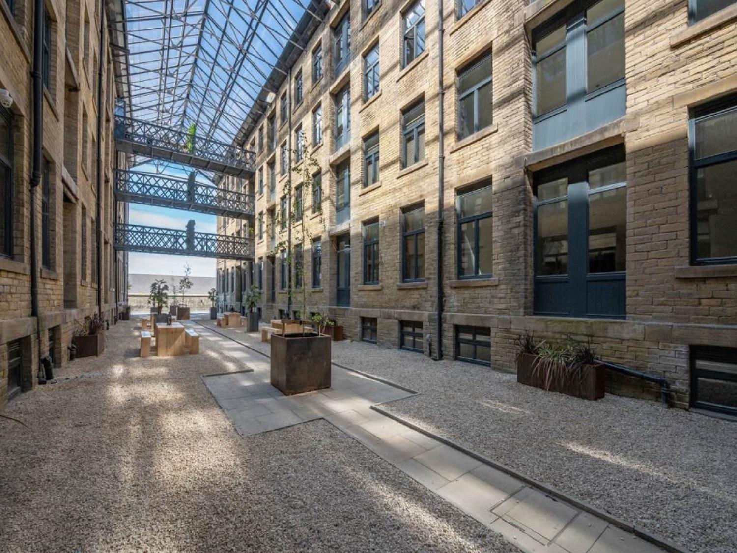 5-Bedroom Luxury Duplex Penthouse Bradford  Extérieur photo